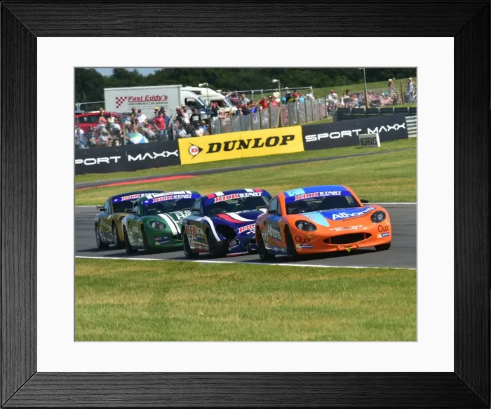 Framed Print : CM9 7876 Rowan Bailey, Sebastian Perez, JHR Developments Framed Print : CM9 7876 Rowan Bailey, Sebastian Perez, JHR Developments