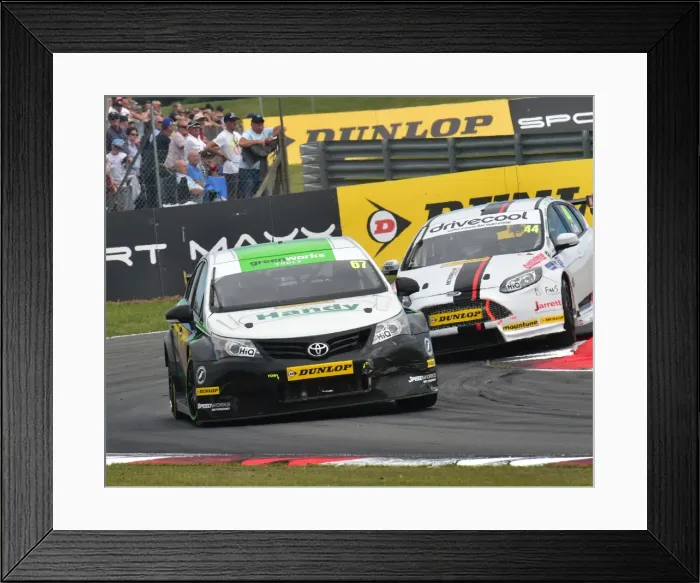 Framed Print : CM9 7979 Robb Holland, Toyota Avensis Framed Print : CM9 7979 Robb Holland, Toyota Avensis