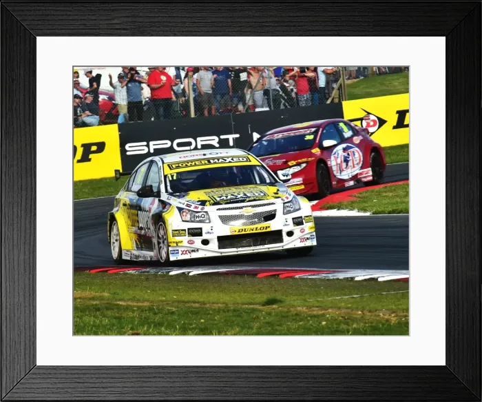 Framed Print : CM9 8420 Dave Newsham, Chevrolet Cruze Framed Print : CM9 8420 Dave Newsham, Chevrolet Cruze