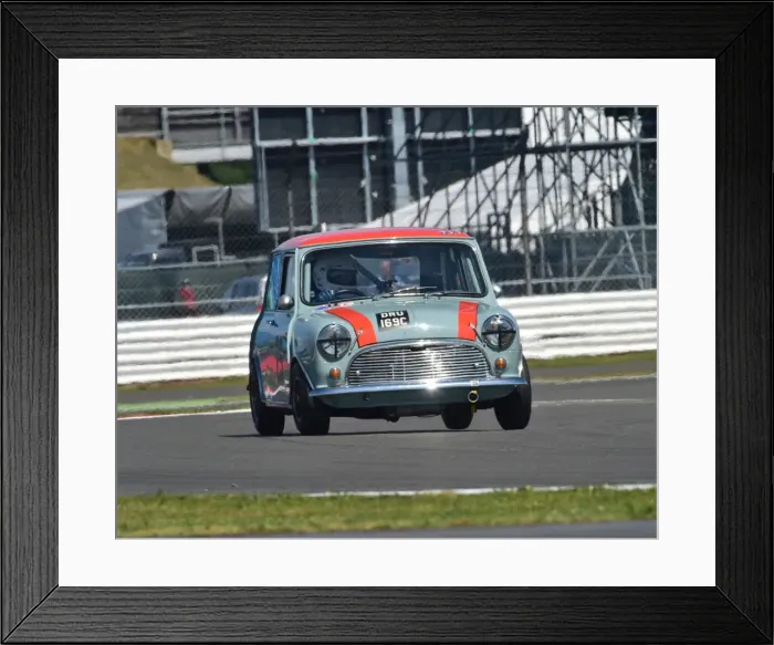 Framed Print : CM9 3922 Richard Parsons, Peter Illingworth, Morris Mini Cooper S Framed Print : CM9 3922 Richard Parsons, Peter Illingworth, Morris Mini Cooper S