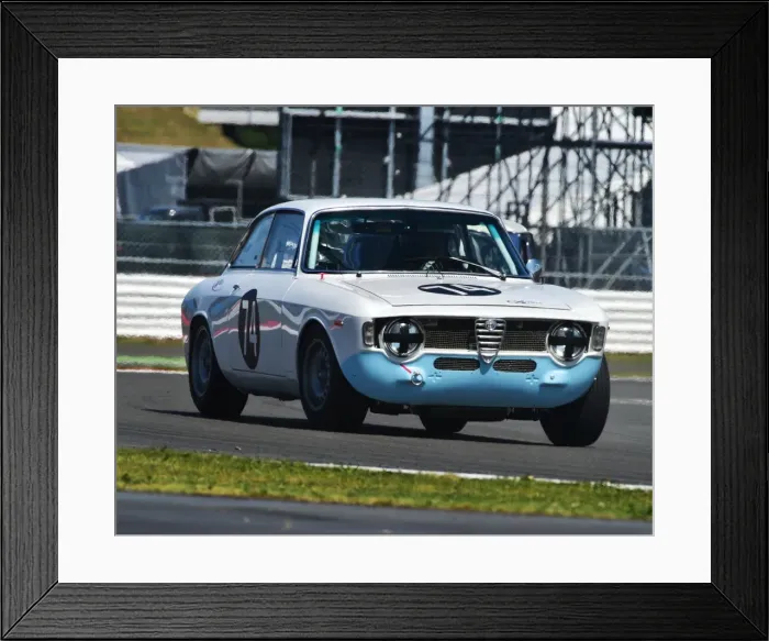 Framed Print : CM9 3924 Jason Wright, Ivo Salvadori, Alfa Romeo Giulia Sprint GTA Framed Print : CM9 3924 Jason Wright, Ivo Salvadori, Alfa Romeo Giulia Sprint GTA