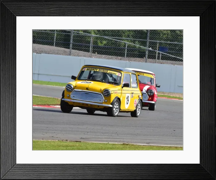 Framed Print : CM9 8695 Craig Pendlebury, Mighty Mini Framed Print : CM9 8695 Craig Pendlebury, Mighty Mini