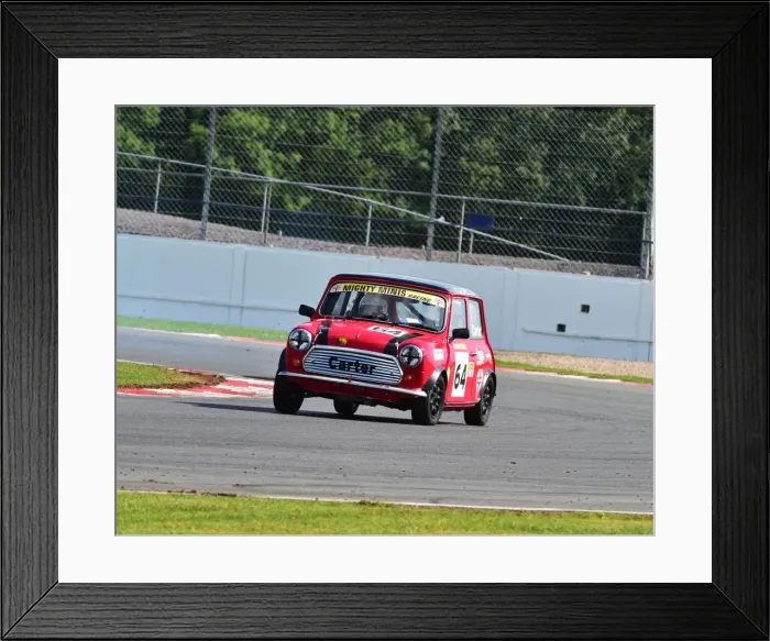 Framed Print : CM9 8699 Simon Carter, Mighty Mini Framed Print : CM9 8699 Simon Carter, Mighty Mini