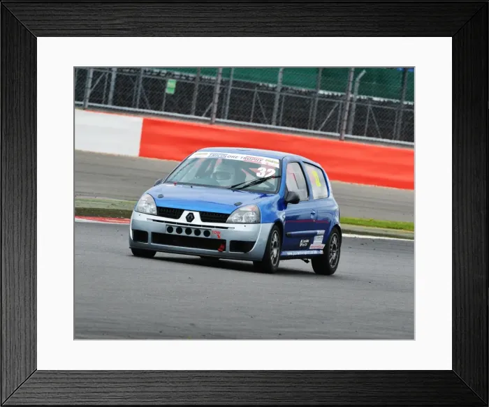 Framed Print : CJ6 0006 Max Groucher, Renault Clio 172 Framed Print : CJ6 0006 Max Groucher, Renault Clio 172
