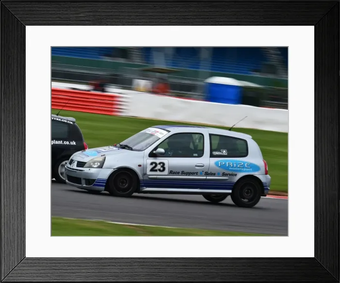 Framed Print : CM9 9453 Paul Clothier, Renault Clio 172 Framed Print : CM9 9453 Paul Clothier, Renault Clio 172