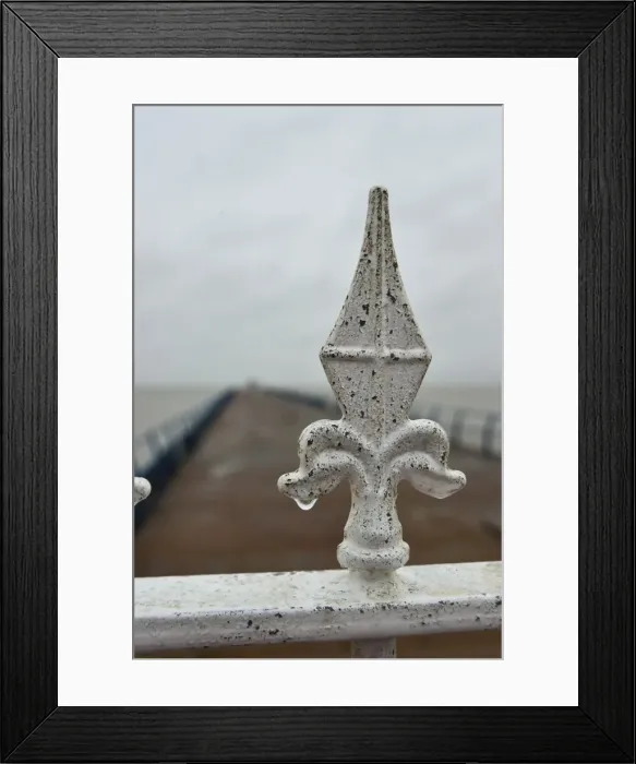 Framed Print : CJ6 1015 Felixstowe, Pier