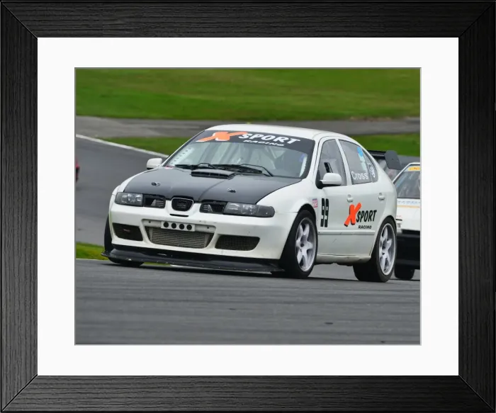 Framed Print : CJ6 0857 John Cross, Seat Leon Cupra Framed Print : CJ6 0857 John Cross, Seat Leon Cupra