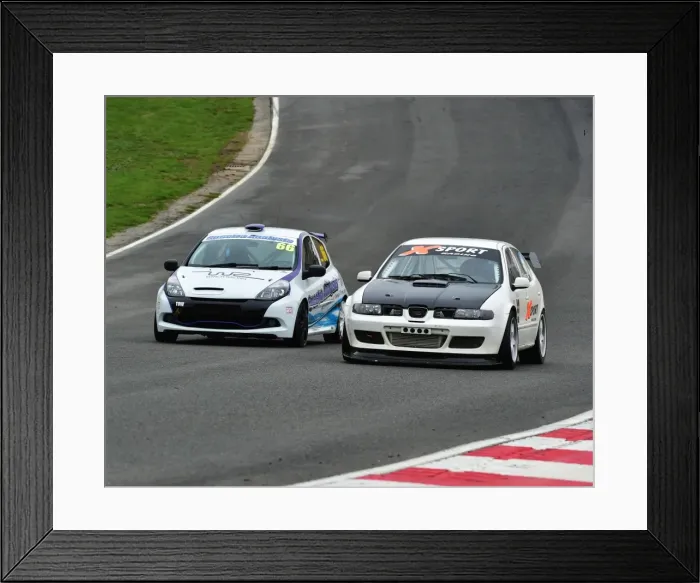 Framed Print : CM10 1818 John Cross, Seat Leon Cupra, Perry Winch, Renault Clio Framed Print : CM10 1818 John Cross, Seat Leon Cupra, Perry Winch, Renault Clio