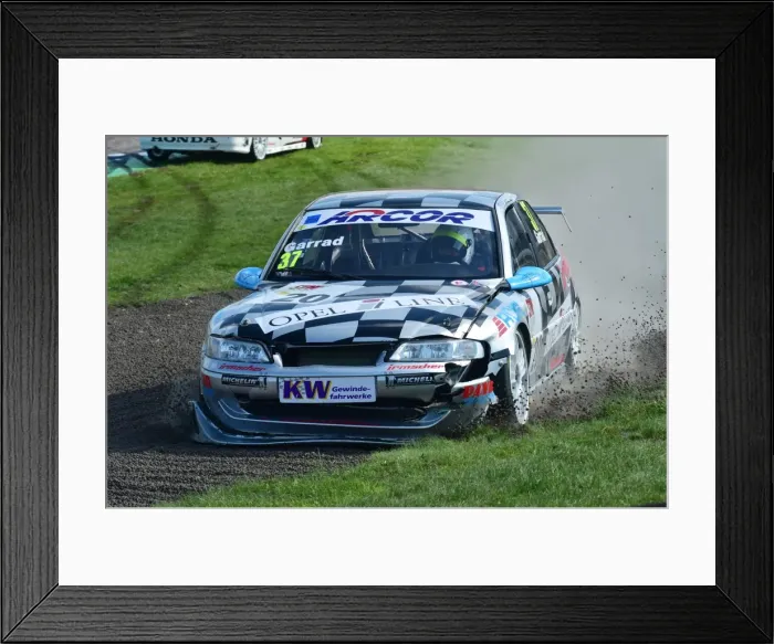 Framed Print : CM10 3709 Simon Garrad, Opel Vectra Framed Print : CM10 3709 Simon Garrad, Opel Vectra