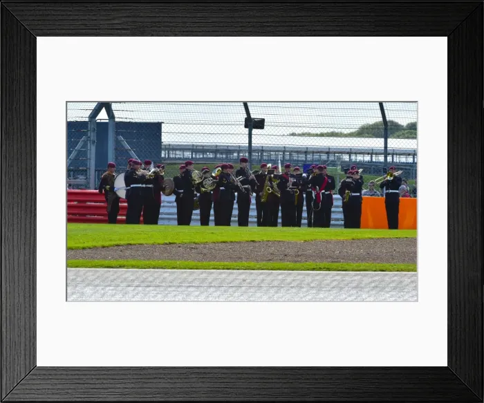 Framed Print : CM10 9696 Parachute Regiment band Framed Print : CM10 9696 Parachute Regiment band