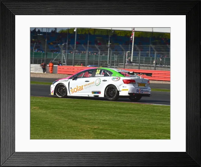 Framed Print : CM11 0037 Tony Gilham, Toyota Avensis Framed Print : CM11 0037 Tony Gilham, Toyota Avensis