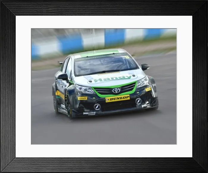 Framed Print : CM1 0570 Simon Belcher, Toyota Avensis Framed Print : CM1 0570 Simon Belcher, Toyota Avensis