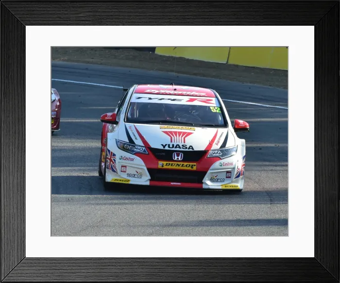 Framed Print : CMA 3088 Gordon Shedden, Honda Civic, 2015 BTCC Champion Framed Print : CMA 3088 Gordon Shedden, Honda Civic, 2015 BTCC Champion
