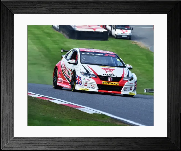 Framed Print : CM11 2296 Matt Neal, Honda Civic Type R Framed Print : CM11 2296 Matt Neal, Honda Civic Type R