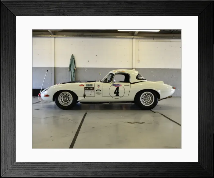Framed Print : CJ6 2936 Tim Mogridge, Jaguar E-Type Framed Print : CJ6 2936 Tim Mogridge, Jaguar E-Type