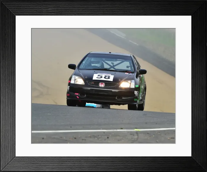 Framed Print : CM11 5971 Karl Lantree, Philip Pitman, Honda Civic Type R Framed Print : CM11 5971 Karl Lantree, Philip Pitman, Honda Civic Type R