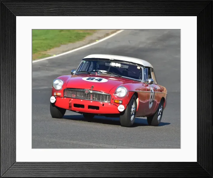 Framed Print : CM11 5792 Paul Wybrow, MG B Roadster Framed Print : CM11 5792 Paul Wybrow, MG B Roadster