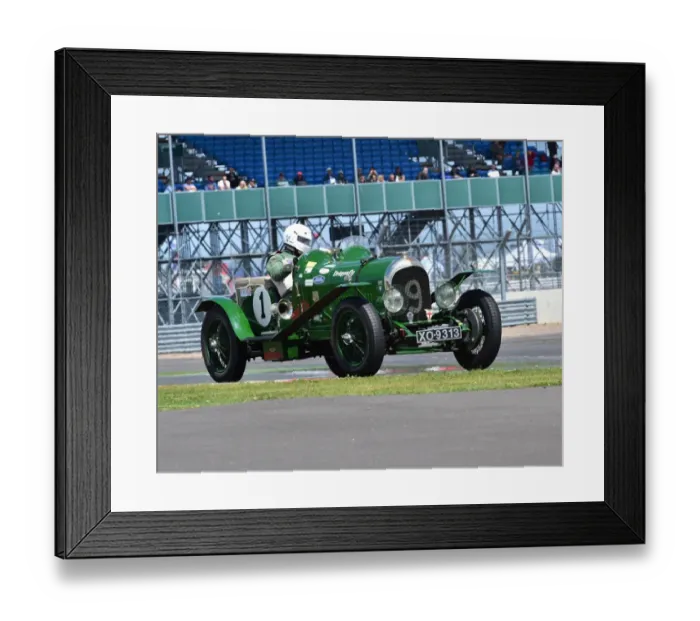 Framed Print : CM9 4209 Nigel Batchelor, Bentley 3-4Aoe, Dragonfly Framed Print : CM9 4209 Nigel Batchelor, Bentley 3-4Aoe, Dragonfly
