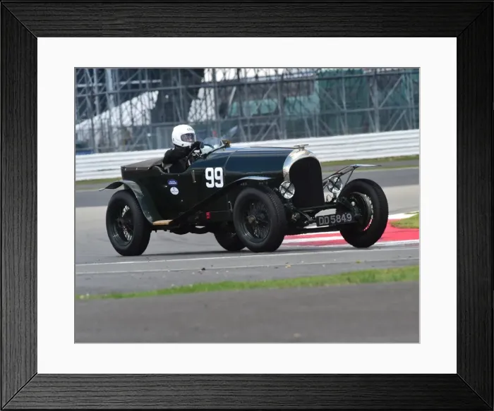 Framed Print : CM9 4287 Ewen Getley, Robin Tuluie, Bentley 3-4Aoe Framed Print : CM9 4287 Ewen Getley, Robin Tuluie, Bentley 3-4Aoe