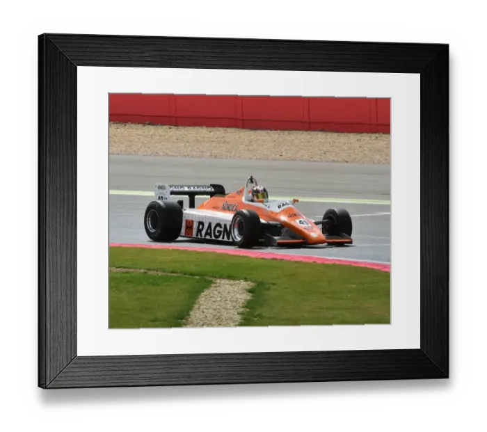 Framed Print : CM9 4420 Neil Glover, Arrows A5 Framed Print : CM9 4420 Neil Glover, Arrows A5