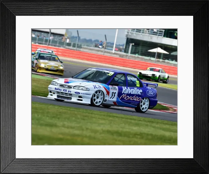 Framed Print : CM9 4529 Alan Strachan, Ford Mondeo Framed Print : CM9 4529 Alan Strachan, Ford Mondeo