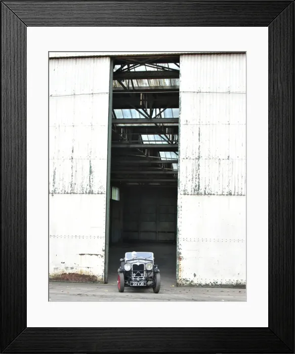 Framed Print : CM11 6705 Jonathan Garton, Riley 12-4 Special Framed Print : CM11 6705 Jonathan Garton, Riley 12-4 Special