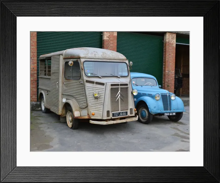 Framed Print : CJ6 4007 Citroen H van and friend Framed Print : CJ6 4007 Citroen H van and friend