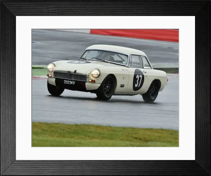 Framed Print : CM9 5942 Steve Naish, MG B Framed Print : CM9 5942 Steve Naish, MG B