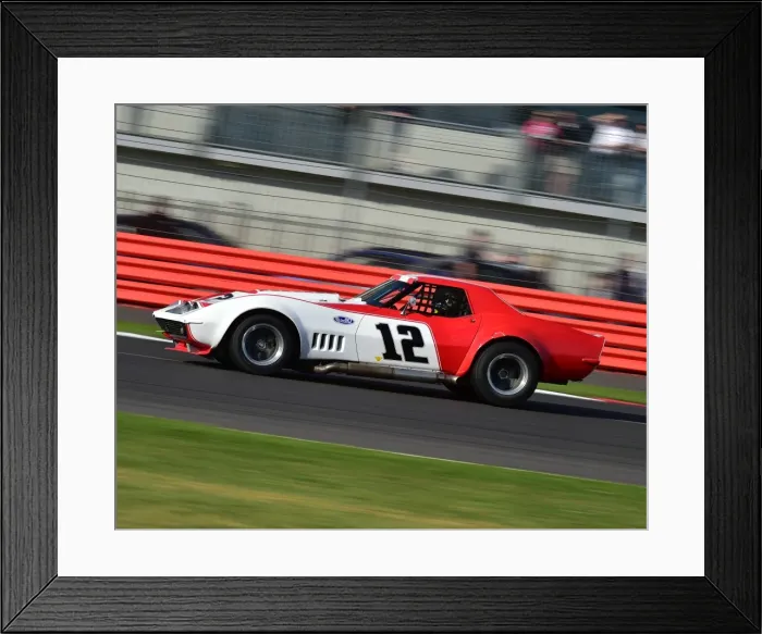 Framed Print : CM9 4883 Peter Hallford, Stephen Treherne, Chevrolet Corvette Framed Print : CM9 4883 Peter Hallford, Stephen Treherne, Chevrolet Corvette