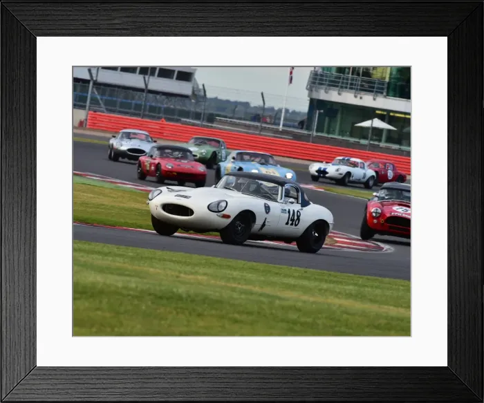 Framed Print : CM9 4952 Martin Hunt, Patrick Blakeney-Edwards, Jaguar E-Type Framed Print : CM9 4952 Martin Hunt, Patrick Blakeney-Edwards, Jaguar E-Type