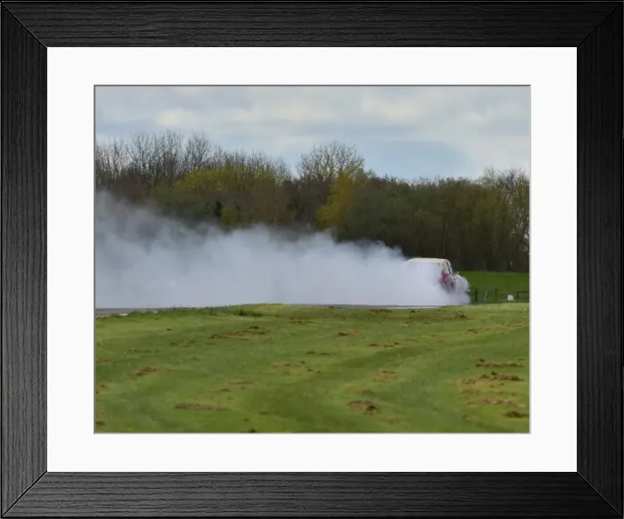 Framed Print : CM12 6302 Alan Hersey, Reliant Scimitar GTE Framed Print : CM12 6302 Alan Hersey, Reliant Scimitar GTE