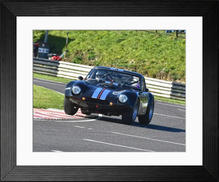 Framed Print : CM12 7037 Peter Dod, Nathan Dod, TVR Griffith 400 Framed Print : CM12 7037 Peter Dod, Nathan Dod, TVR Griffith 400