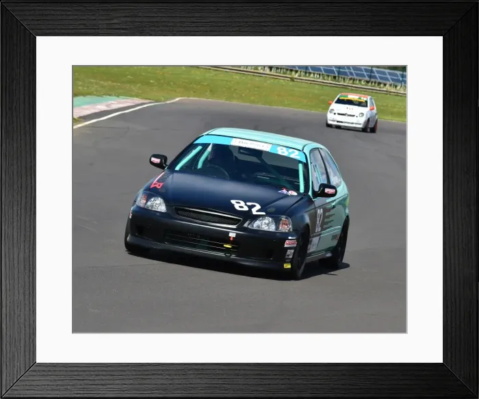 Framed Print : CM12 7406 Luke Harvey, Honda Civic 1600 Framed Print : CM12 7406 Luke Harvey, Honda Civic 1600