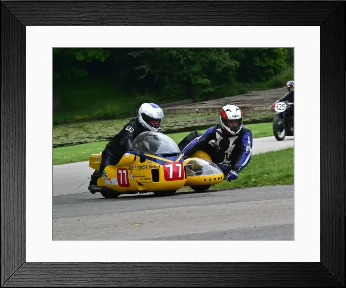 Framed Print : CM13 5793 Bill Hodgkins, 750 Norton Commando Sidecar Framed Print : CM13 5793 Bill Hodgkins, 750 Norton Commando Sidecar