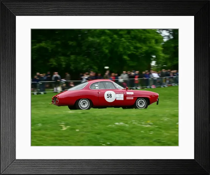 Framed Print : CM13 5996 Graham Thomas, Alfa Romeo Giulia Sprint Speciale Framed Print : CM13 5996 Graham Thomas, Alfa Romeo Giulia Sprint Speciale
