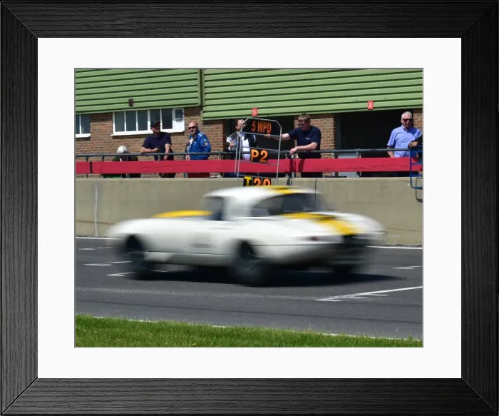 Framed Print : CM13 8273 Harvey Stanley, Timothy Mahapatra, Jaguar E-Type Framed Print : CM13 8273 Harvey Stanley, Timothy Mahapatra, Jaguar E-Type