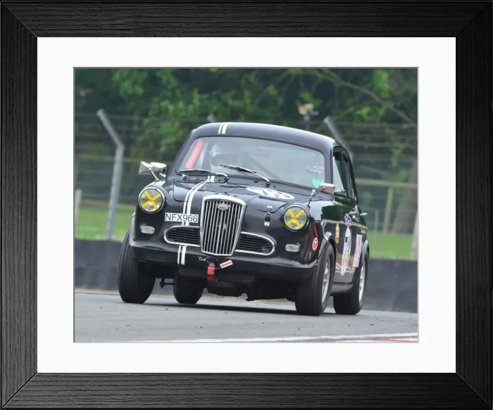 Framed Print : CJ6 5158 Tony Warnes, Wolseley Saloon Framed Print : CJ6 5158 Tony Warnes, Wolseley Saloon