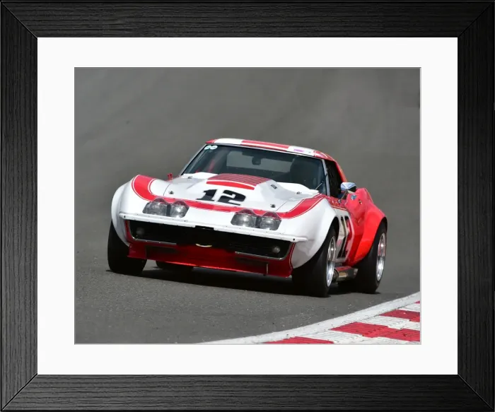 Framed Print : CM14 6274 Peter Hallford, Chevrolet Corvette