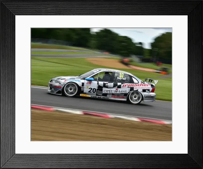 Framed Print : CM14 6783 Simon Garrad, Opel Vectra Framed Print : CM14 6783 Simon Garrad, Opel Vectra