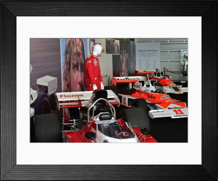 Framed Print : CM15 1331 James Hunt Tribute Framed Print : CM15 1331 James Hunt Tribute