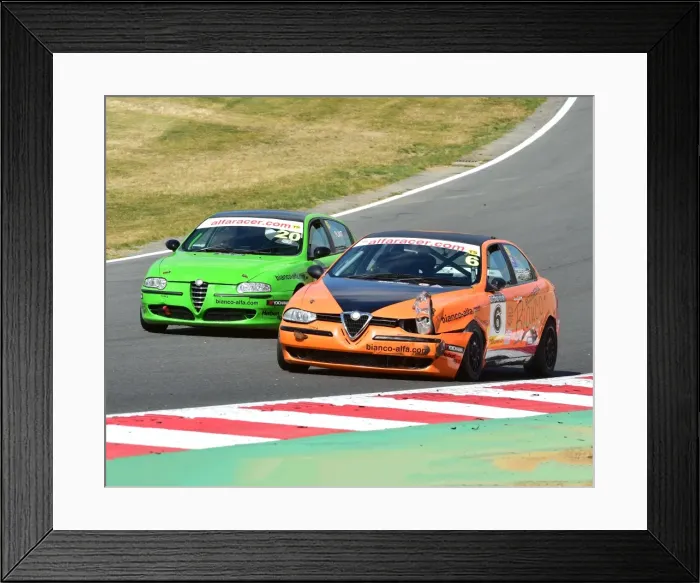 Framed Print : CM15 7907 Simon Cresswell, Alfa Romeo 156, John Billingsley, Alfa Romeo 147 Framed Print : CM15 7907 Simon Cresswell, Alfa Romeo 156, John Billingsley, Alfa Romeo 147