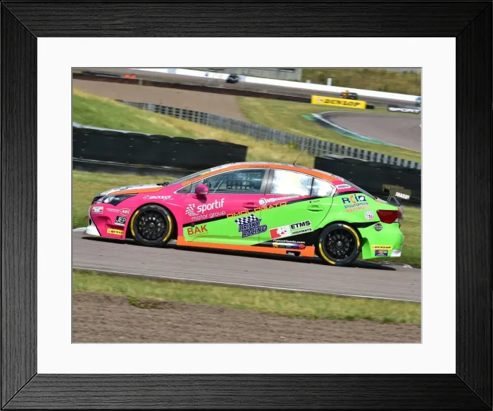 Framed Print : CM15 9011 Jake Hill, Toyota Avensis Framed Print : CM15 9011 Jake Hill, Toyota Avensis