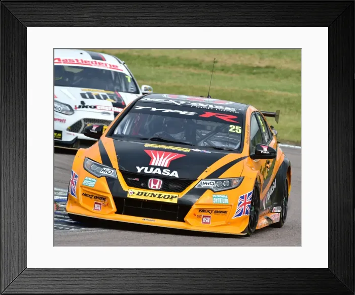 Framed Print : CM15 9631 Matt Neal, Honda Civic Type R Framed Print : CM15 9631 Matt Neal, Honda Civic Type R