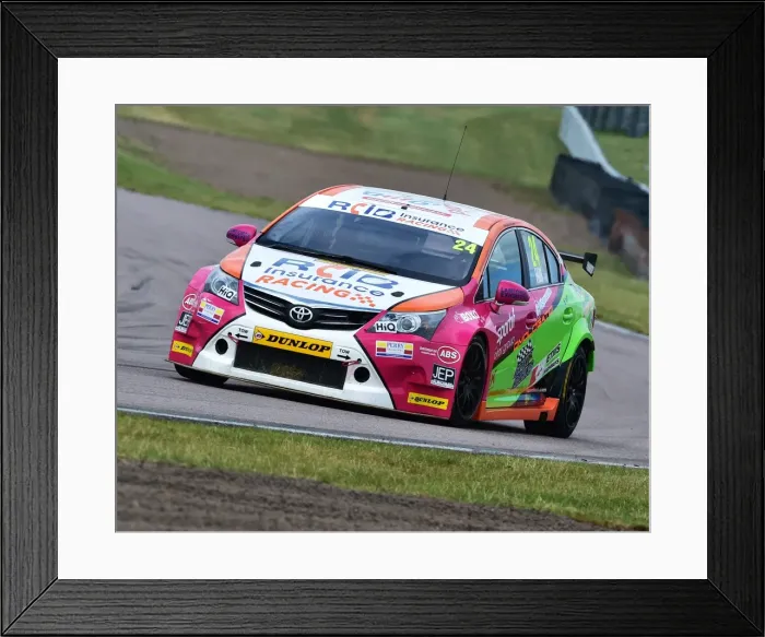 Framed Print : CM15 9262 Jake Hill, Toyota Avensis Framed Print : CM15 9262 Jake Hill, Toyota Avensis