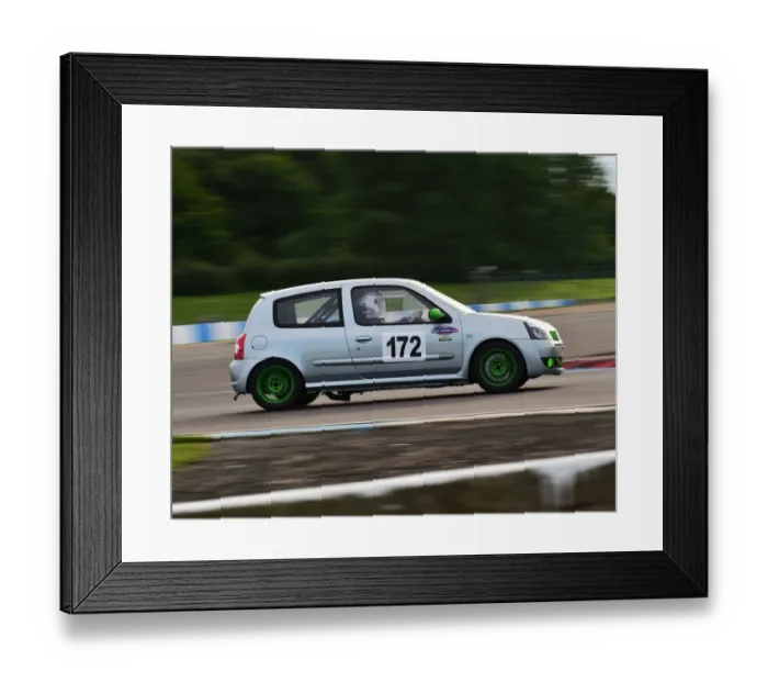 Framed Print : CM16 1119 Robert Chase, Ryan Colvey, Renault Clio 172 Framed Print : CM16 1119 Robert Chase, Ryan Colvey, Renault Clio 172