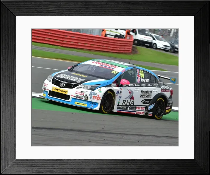 Framed Print : CM16 4689 Tom Ingram, Toyota Avensis Framed Print : CM16 4689 Tom Ingram, Toyota Avensis