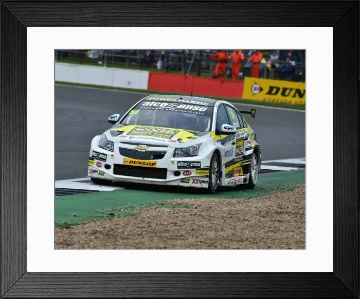 Framed Print : CM16 5942 Hunter Abbott, Chevrolet Cruze Framed Print : CM16 5942 Hunter Abbott, Chevrolet Cruze