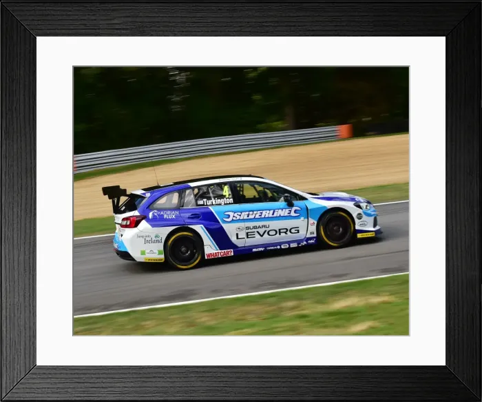Framed Print : CM16 7560 Colin Turkington, Subaru Levorg GT Framed Print : CM16 7560 Colin Turkington, Subaru Levorg GT