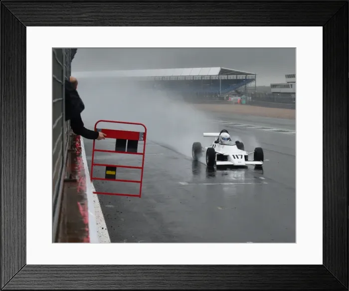 Framed Print : CM16 8599 Chris Lord, Van Diemen RF83