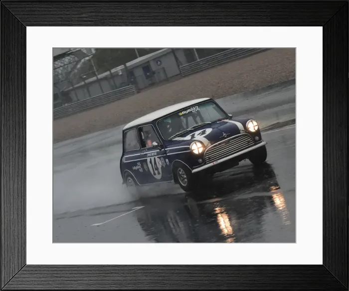 Framed Print : CM16 8576 Jon Milicevic, Morris Cooper Framed Print : CM16 8576 Jon Milicevic, Morris Cooper